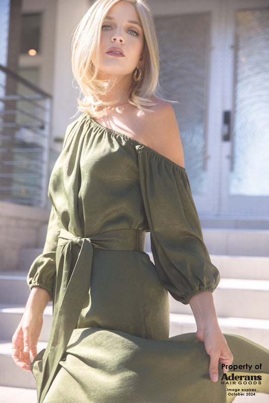 Harlee shown in Spring Honey-T