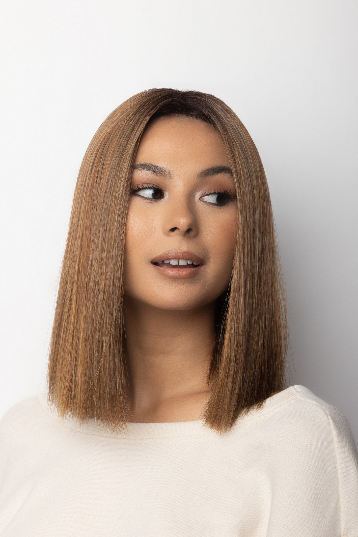 Cheyenne shown in Honey Brown-R