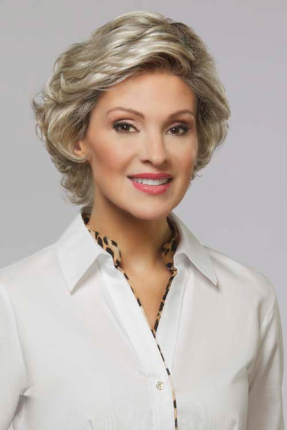 Lindsay shown in 10-613GR