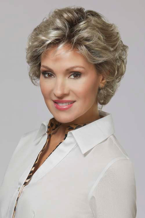 Lindsay shown in 10-613GR