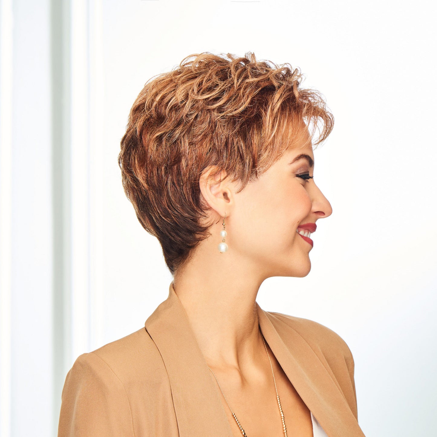 Acclaim side view shown in G31+ Mango Mist