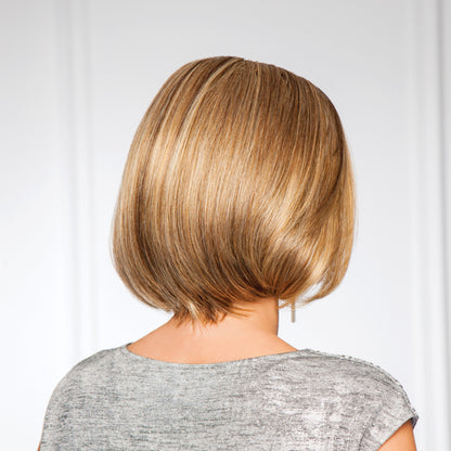 High Society back view shown in GL11-25 Honey Pecan