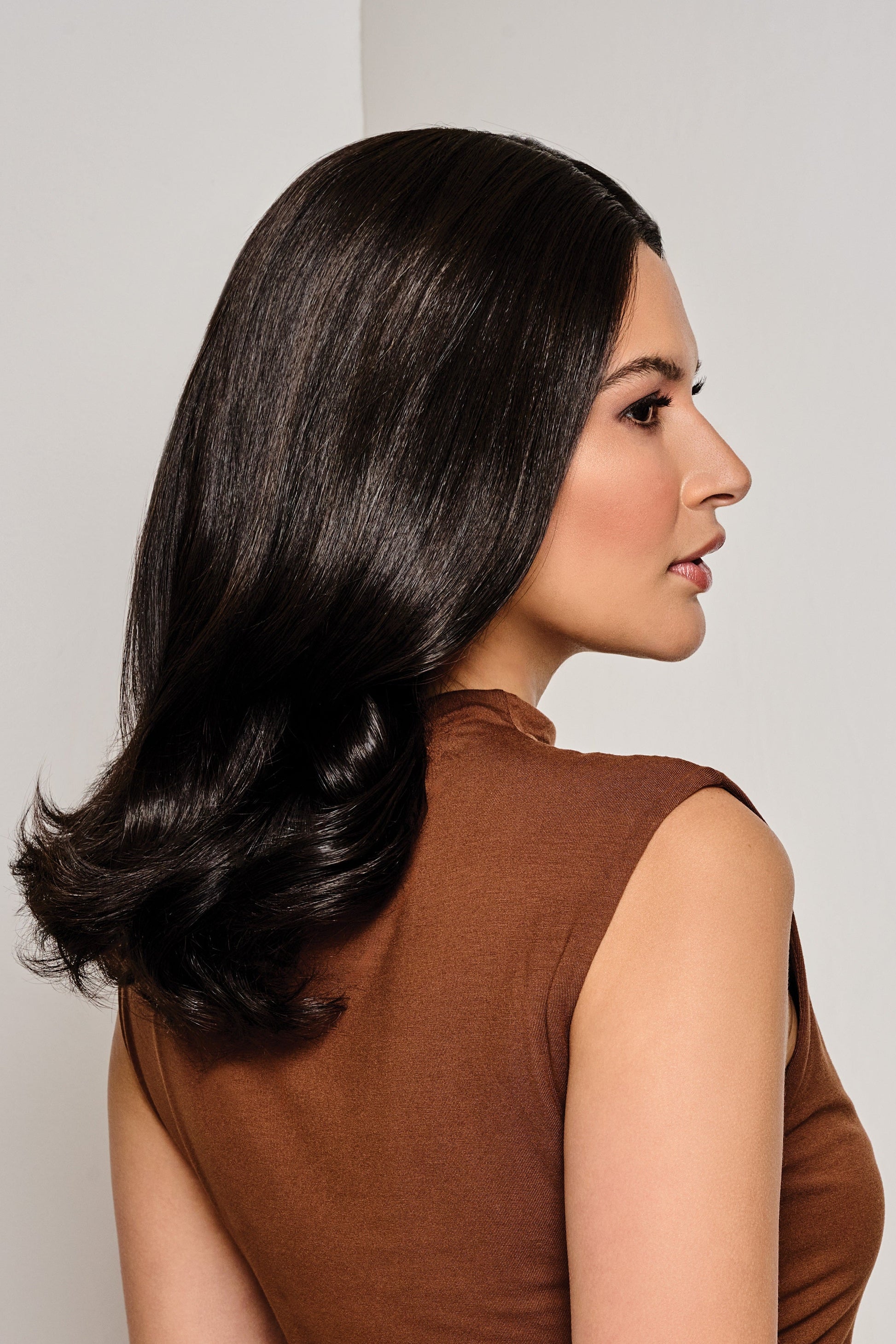 On Key 16" side view Shown in R3HH