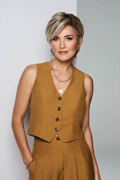 Posh Premiere shown in RL17/23SS Shaded Iced Latte Macchiato