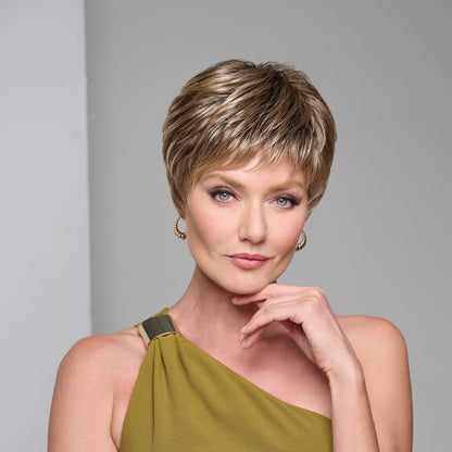 Winner Premium front view shown in R16/22SS