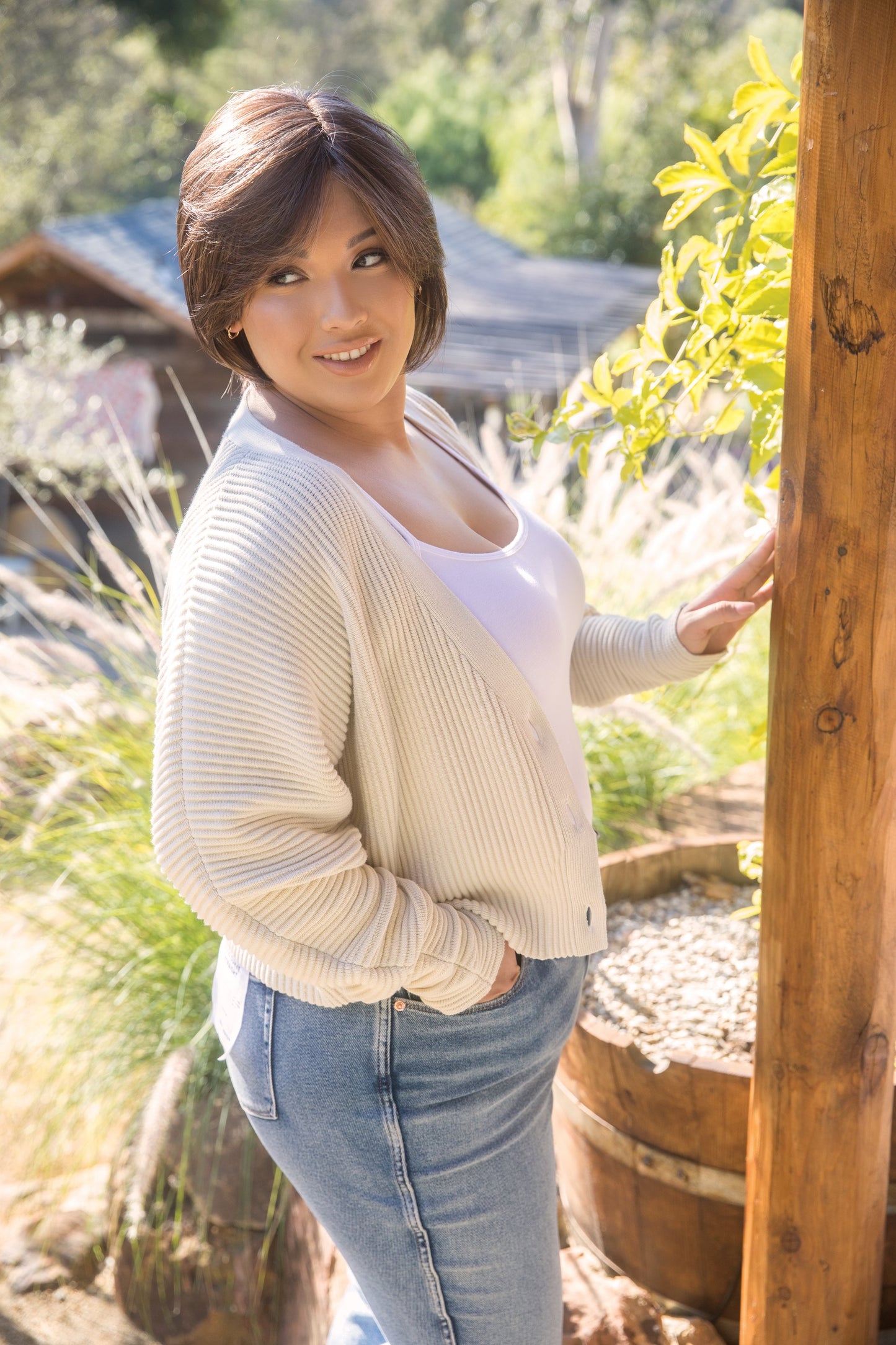 Tate shown in Auburn Sugar