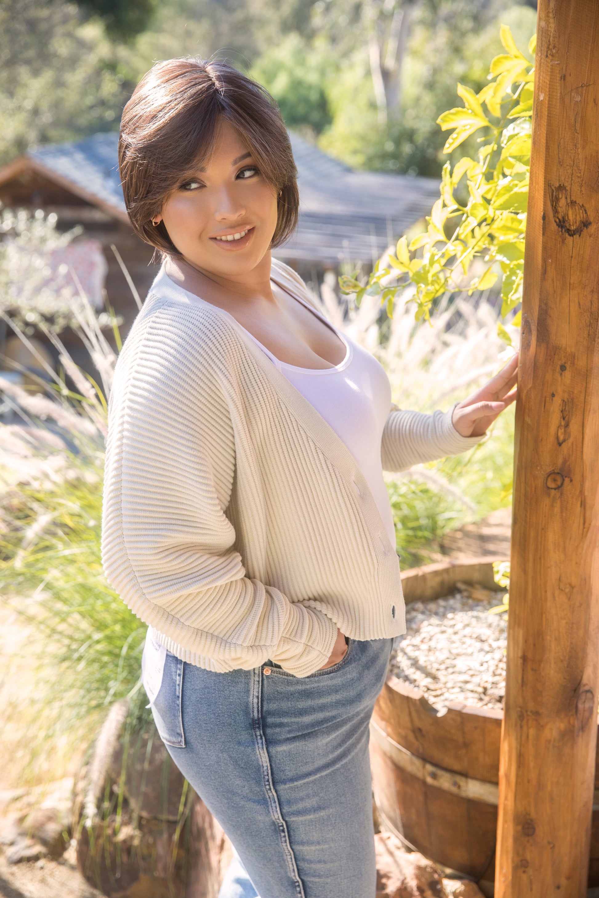 Tate shown in Auburn Sugar