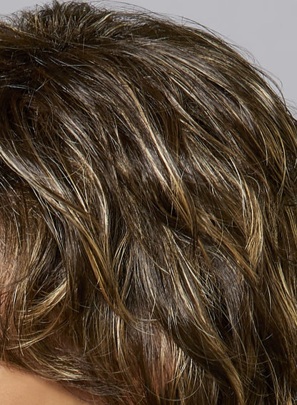 626H | Dark brown with golden blonde highlights